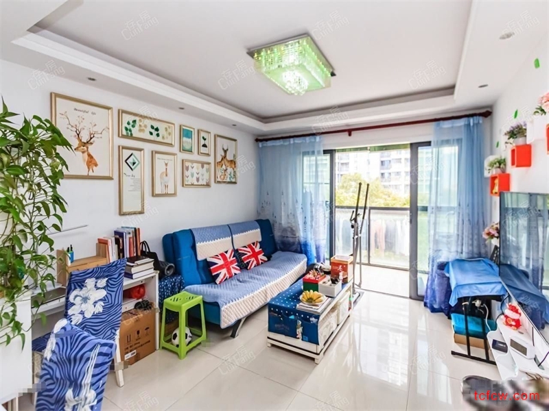 浏河核心地段两房低于市场价好楼层近商业急置换有钥匙