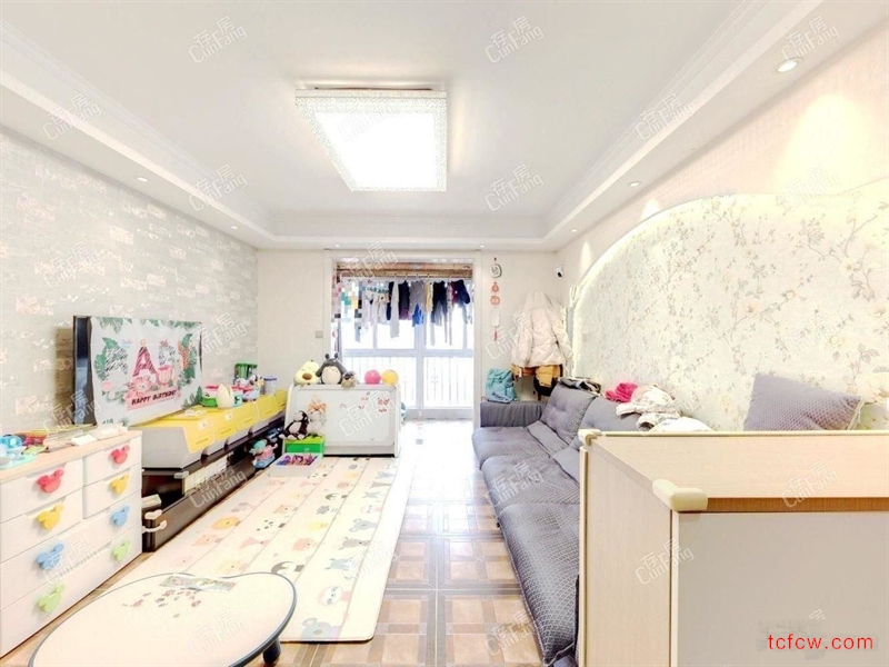 诚心出售绿地海域天境全新装修带车位景观楼层俯瞰天境湖急售