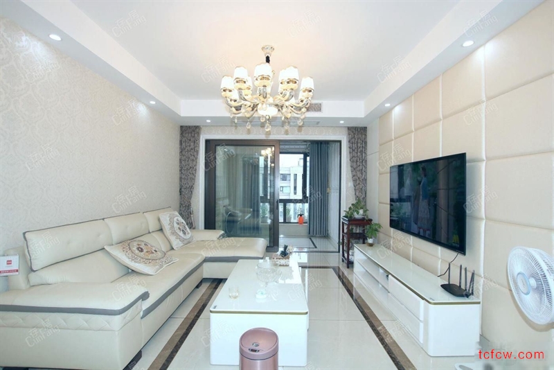 急售佳园都市精装三房低于市场价20万随时看房房东自住保养好