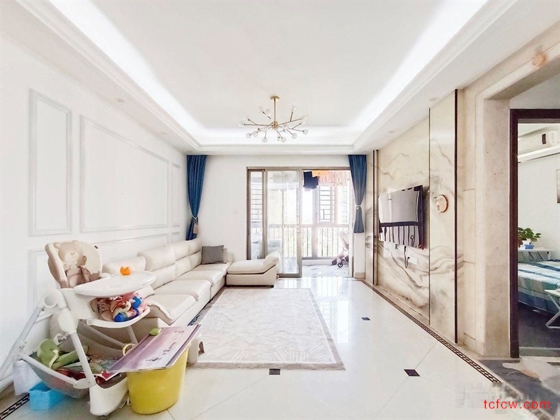 急售群星花园三期116.39平3居南北向精装修拎包入住