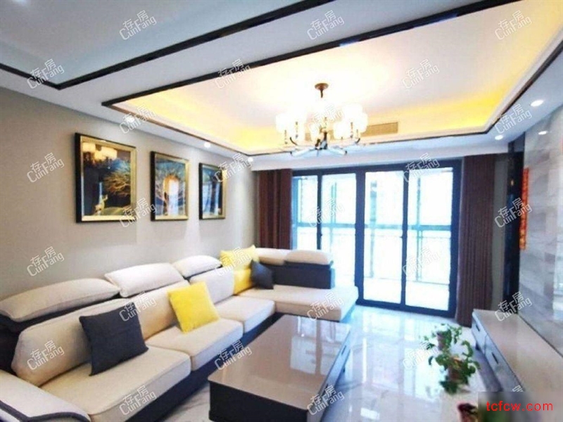 新湖精装三房近市区配套完善好楼层家具齐全拎包入住