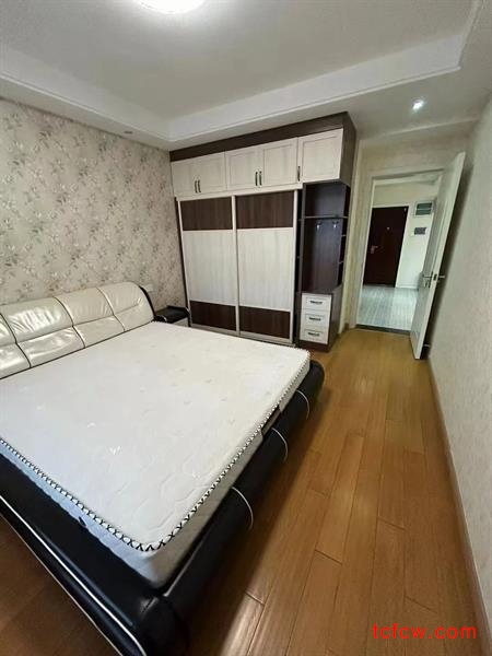 丽景嘉园精装好房2房/2厅/1卫朝南100平米3000元/月