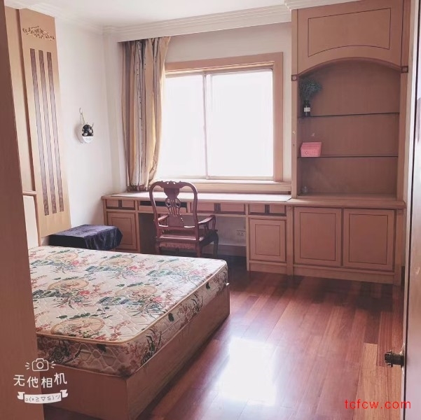 昌平小区精装好房3房/2厅/2卫朝南139平米135万