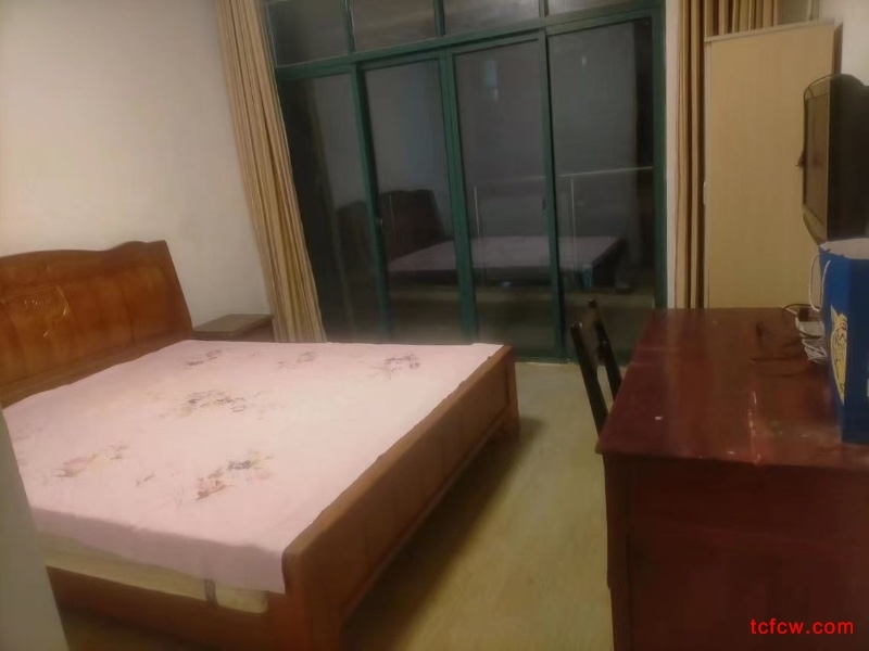 东仓花园三期精装好房2房/2厅/1卫朝南85平米1600元/月