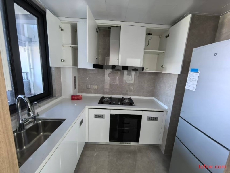 晨曦雅苑精装好房3房/1厅/1卫朝南85平米2700元/月