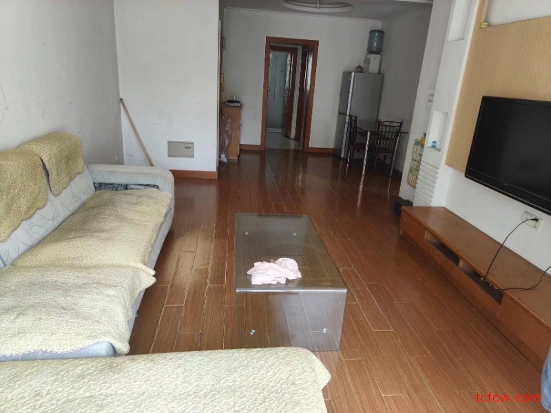 大庆锦绣新城简装好房2房/1厅/1卫朝南85平米1600元/月