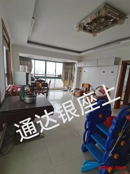 通达银座精装好房5房/4厅/4卫朝南285平米195万