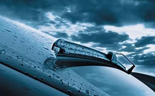招商凤凰城：风雨无情 论有车位的重要性！