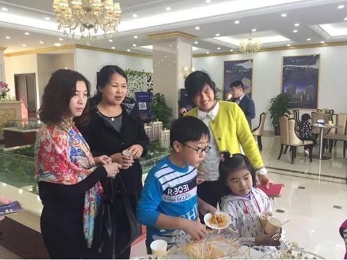 韵湖豪庭：探索舌尖美味，悦享妙趣生活！